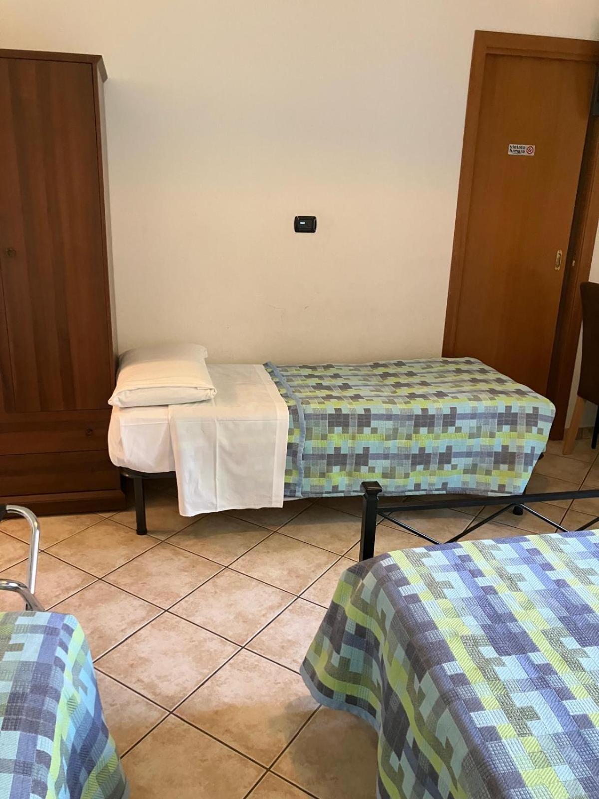 La Terrazza Hotel Peschiera del Garda Ngoại thất bức ảnh